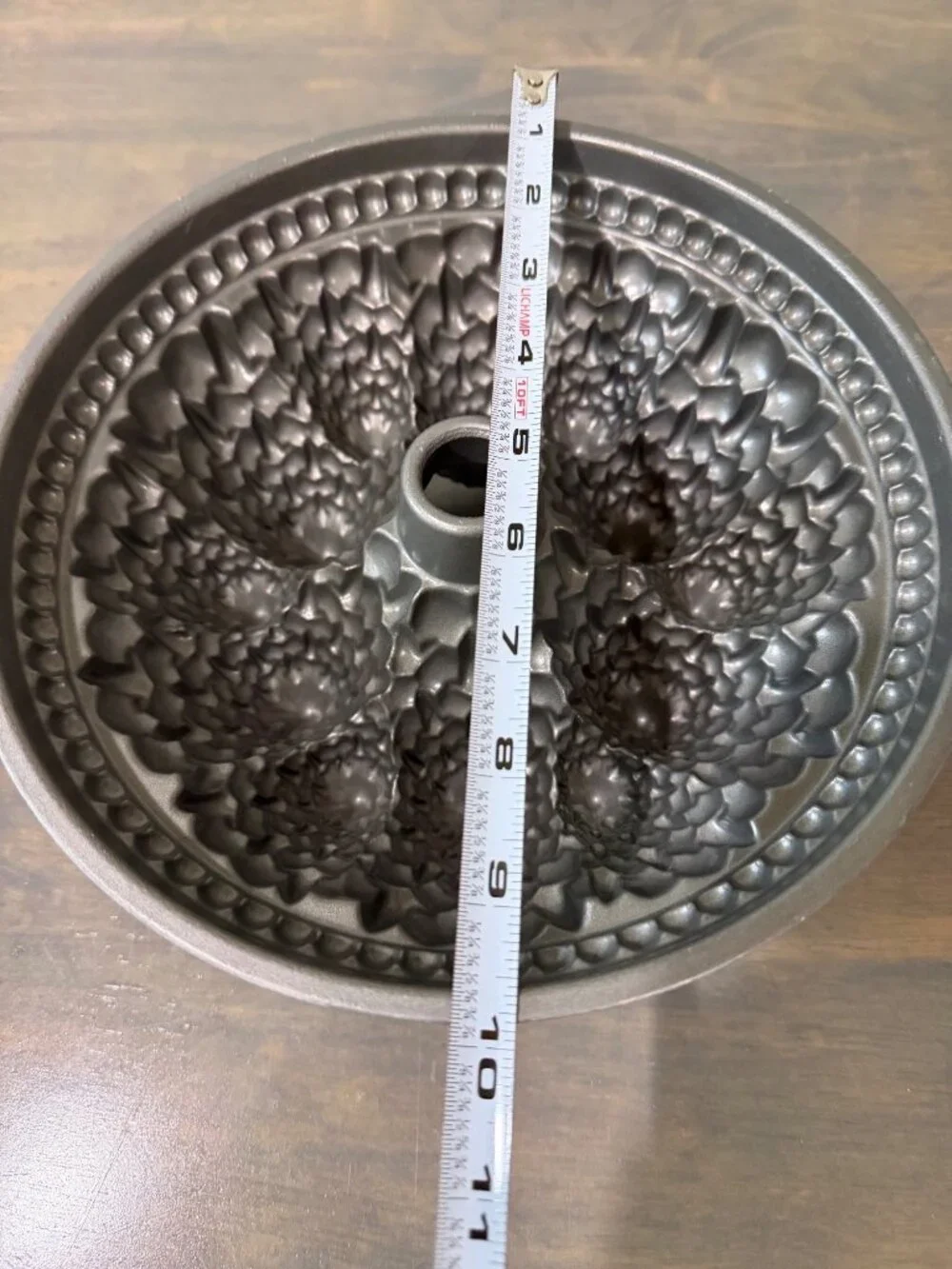 Nordic Ware Pine Forest Holiday Tree Bundt Cake Pan Great Condition